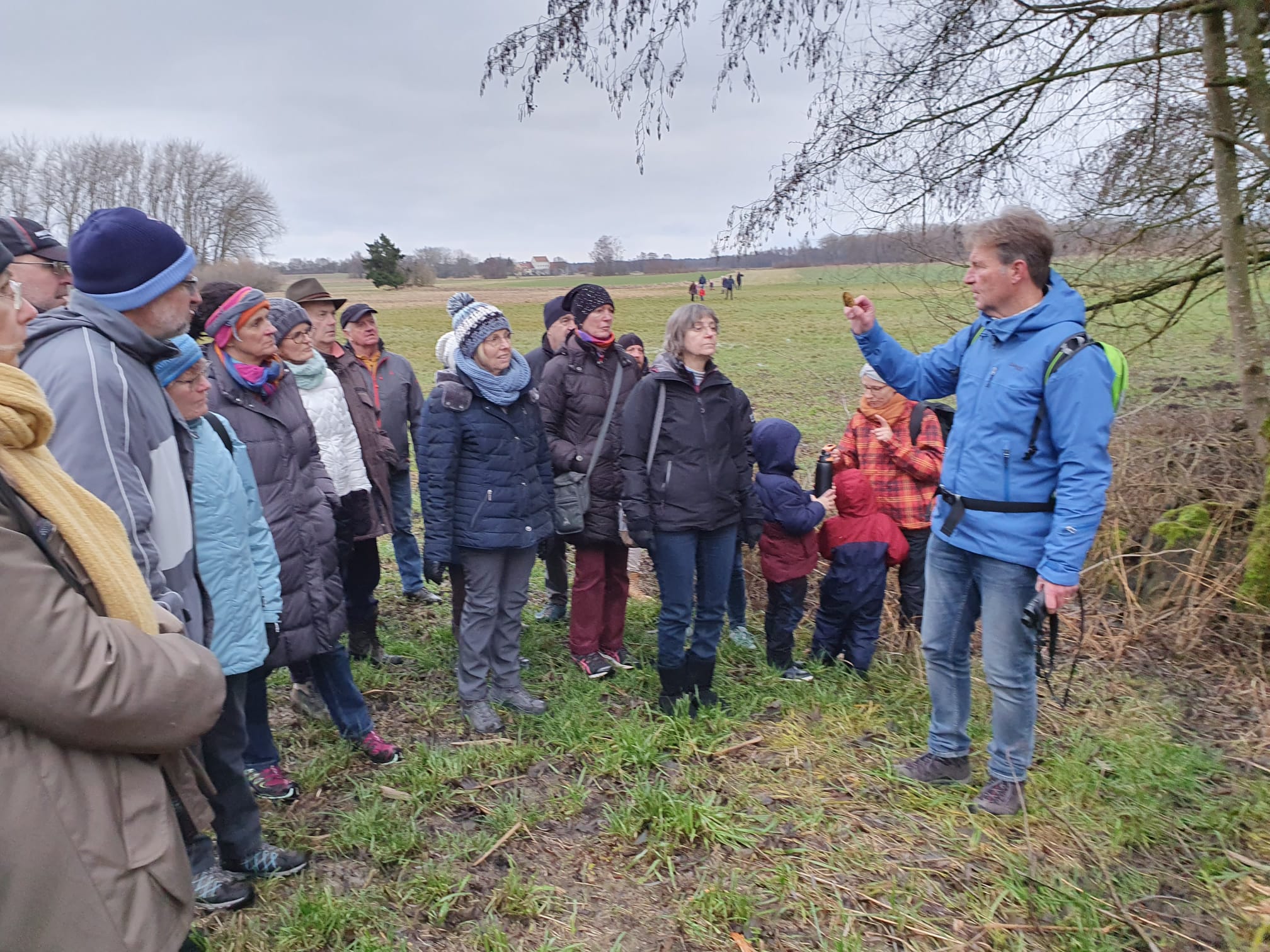 06. Januar 2024, Samstag Heilige drei Könige Wanderung Wir suchen nach Spuren und Zeichen von Tieren entlang der Schutter.